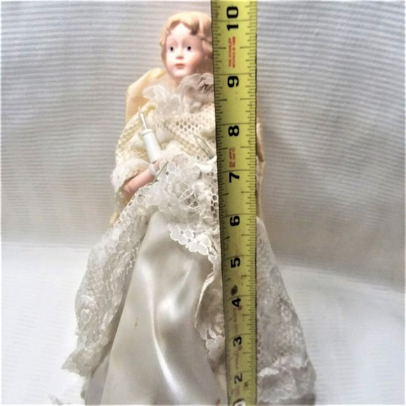 VTG Christmas Angel Tree Topper Porcelain Lighted Lace Holiday Home Decor Works - Picture 4 of 6